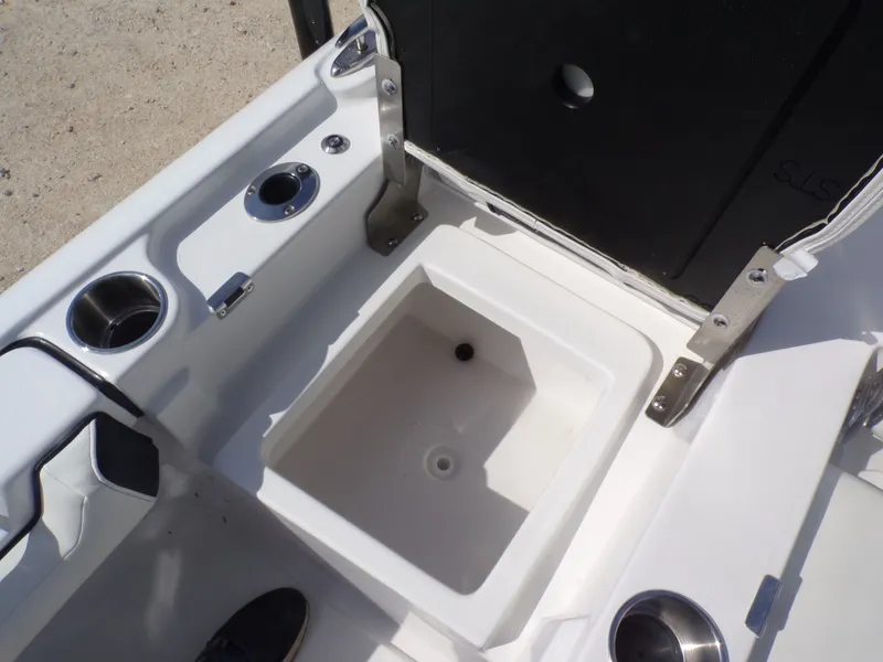 Slide: The Image of Interior view of 2026 Tidewater 2500 Carolina Bay boat. - 9