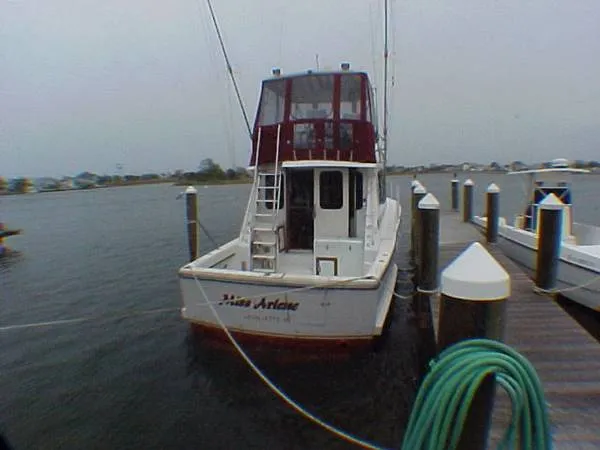 Slide: The Image of PT36 1988 FLYBRIDGE SPORTFISH 1988 - 0