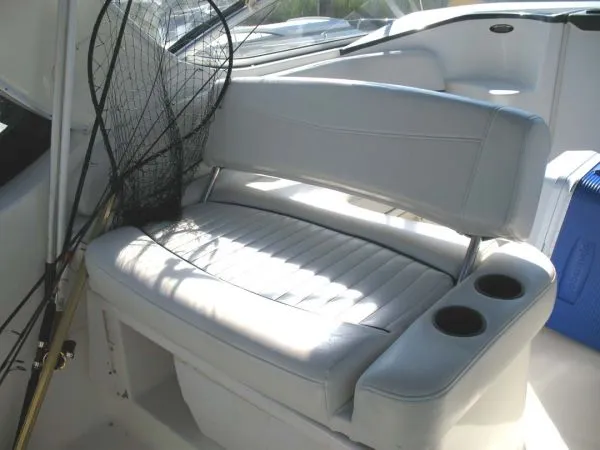 Slide: The Image of Bayliner 285 Express 2005 - 6