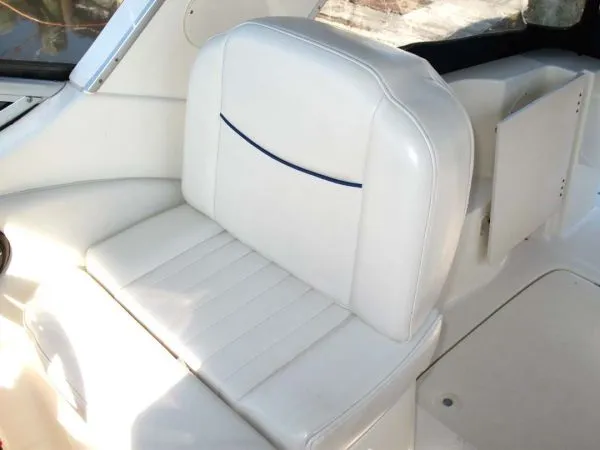 Slide: The Image of Bayliner 285 Express 2005 - 8