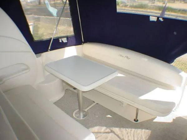 Slide: The Image of Sea Ray Sundancer 2005 - 2