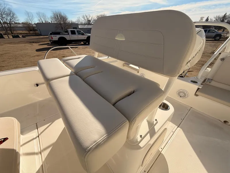 Slide: The Image of Boston Whaler 210 Montauk 2022 - 25