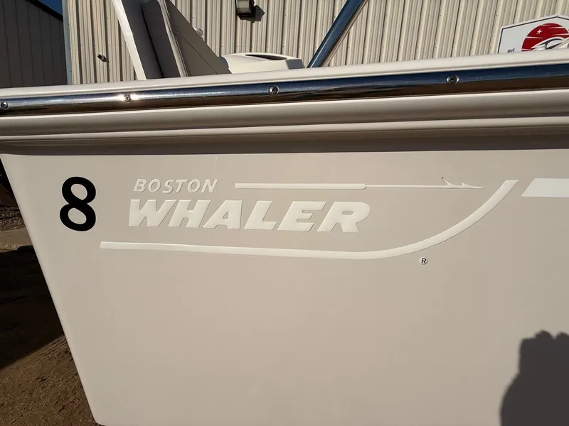 Slide: The Image of Boston Whaler 210 Montauk 2022 - 4