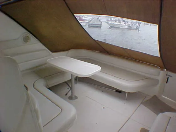 Slide: The Image of Sea Ray Sundancer 1997 - 4