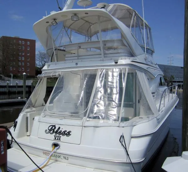 Slide: The Image of Sea Ray 400 Sedan Bridge 2001 - 2