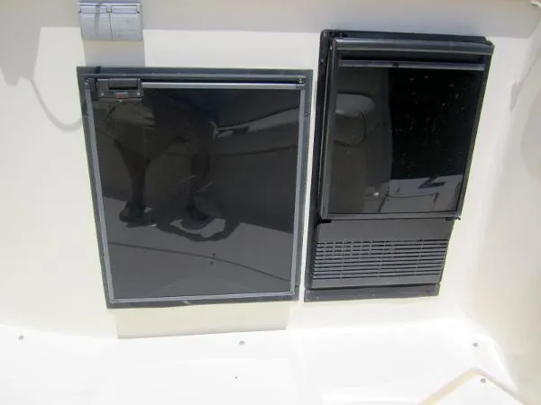 Slide: The Image of Rinker 342 Fiesta Vee 2002 - 10