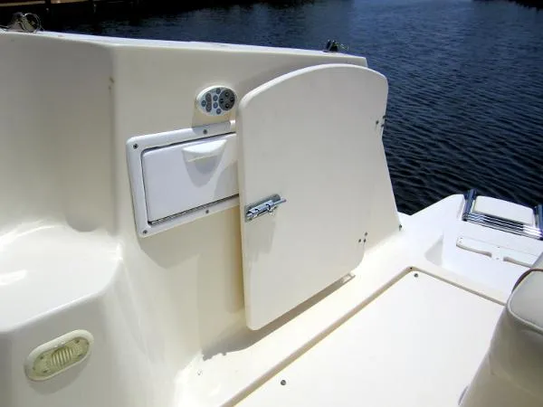 Slide: The Image of Rinker 342 Fiesta Vee 2002 - 5