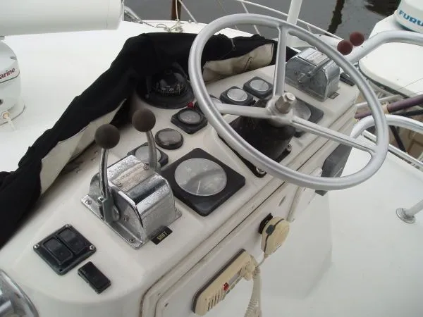 Slide: The Image of Luhrs Open Fish 1994 - 4