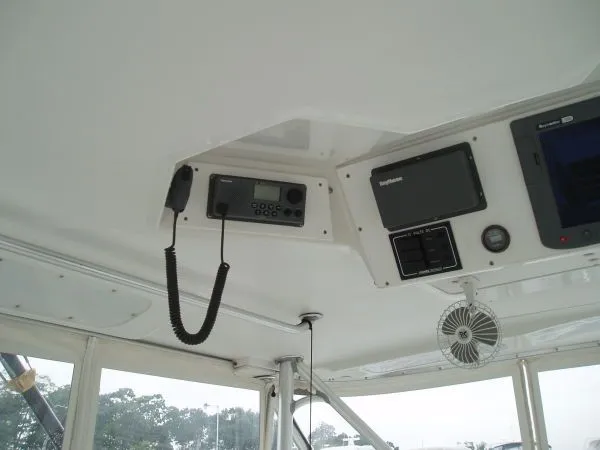 Slide: The Image of Luhrs Open Fish 1994 - 8