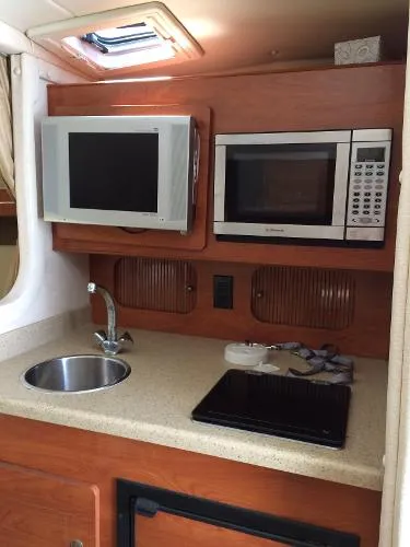 Slide: The Image of Rinker 300 Express Cruiser 2006 - 5