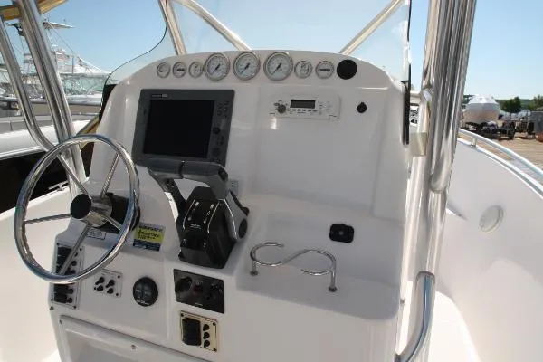 Slide: The Image of Sea Quest 2450 CC 2008 - 5