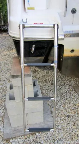 Slide: The Image of Robalo R265 2006 - 8