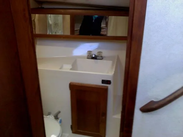 Slide: The Image of Bayliner 3288 Motoryacht 1990 - 4