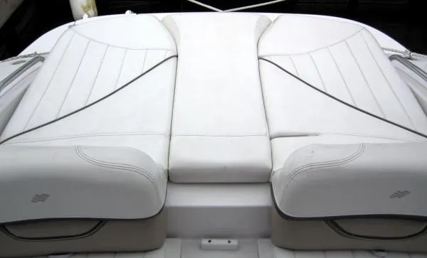 Slide: The Image of Four Winns 260 Horizon 2006 - 10