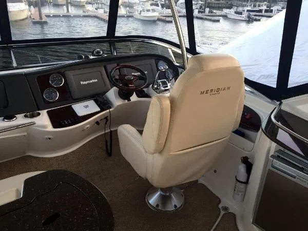 Slide: The Image of Meridian 441 Sedan 2012 - 6