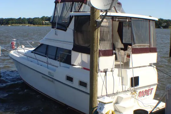 Slide: The Image of Silverton Aft Cabin Motor Yacht 1992 - 2