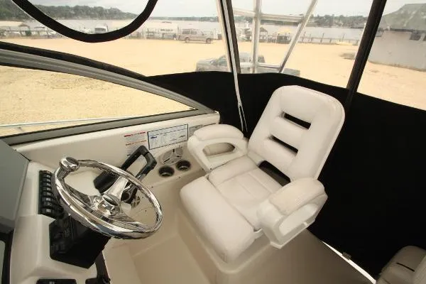 Slide: The Image of Robalo 305 2007 - 10