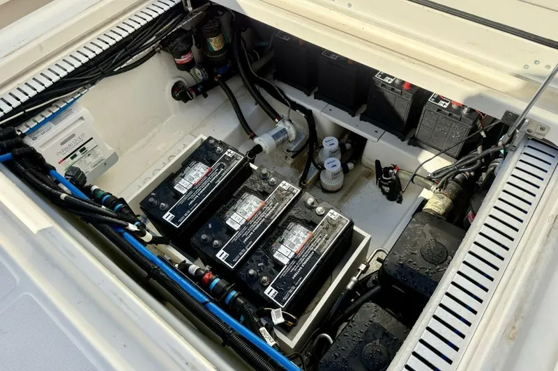 Slide: The Image of 2018 Boston Whaler 330 Outrage - Engine - 46