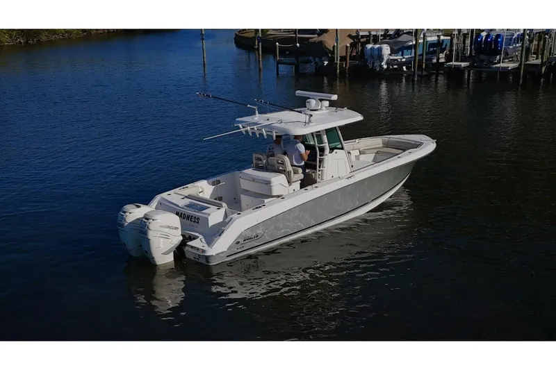 Slide: The Image of 2018 Boston Whaler 330 Outrage - Profile - 50