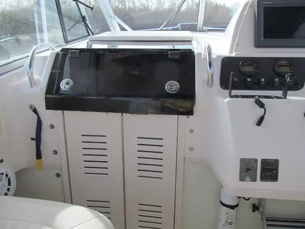 Slide: The Image of Grady-White Marlin 2004 - 7