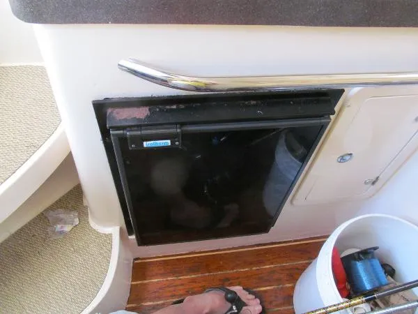 Slide: The Image of Grady-White Marlin 2004 - 9