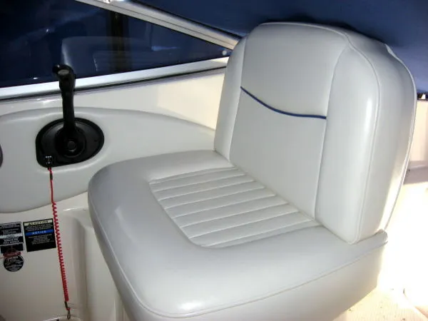 Slide: The Image of Bayliner 265 2004 - 7