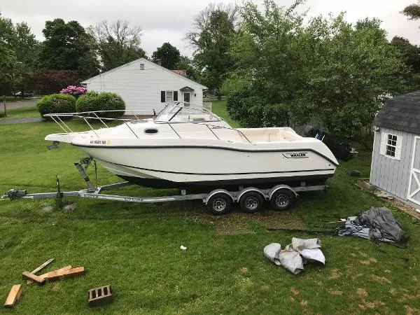 Slide: The Image of Boston Whaler Conquest 2002 - 0