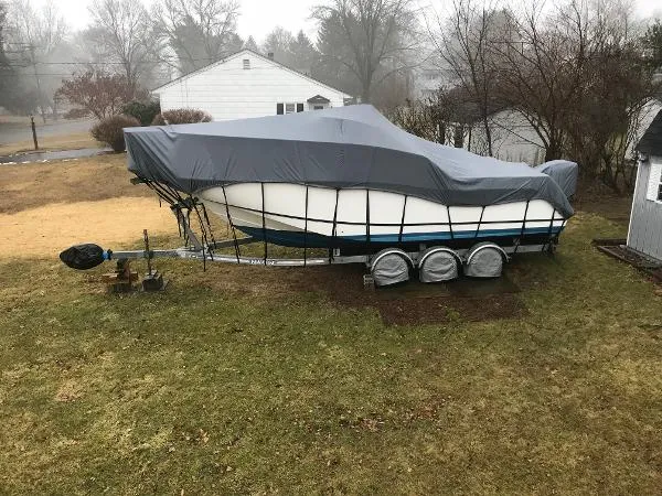 Slide: The Image of Boston Whaler Conquest 2002 - 1