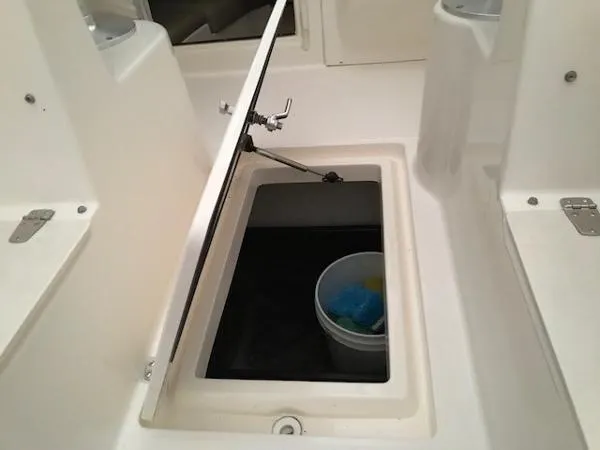 Slide: The Image of Boston Whaler Conquest 2002 - 7