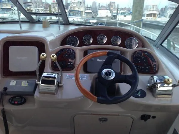 Slide: The Image of Sea Ray 340 Sundancer 2004 - 4