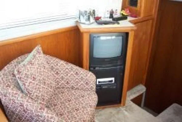 Slide: The Image of Carver Yachts 355 Aft Cabin 1995 - 10