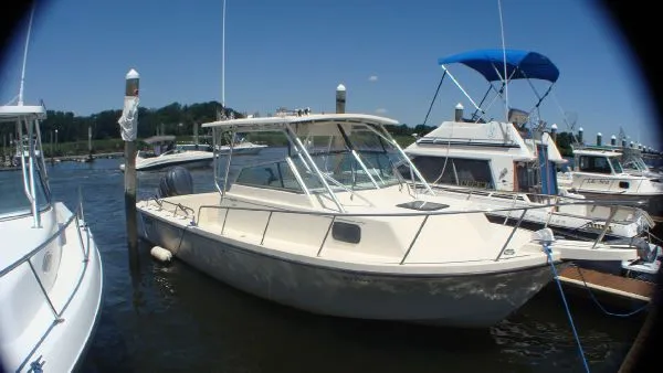 Slide: The Image of Parker Marine 2510 Walkaround 2005 - 0
