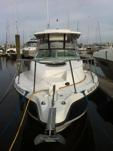 Slide: The Image of Seaswirl 2601 Walkaround O/B 2004 - 2