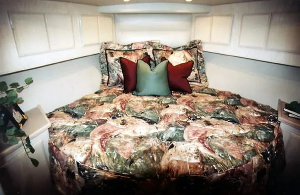Slide: The Image of Henriques 38 Sportfisherman 1999 - 2