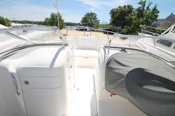 Slide: The Image of Wellcraft 220 SPORTSMAN DC 2004 - 6