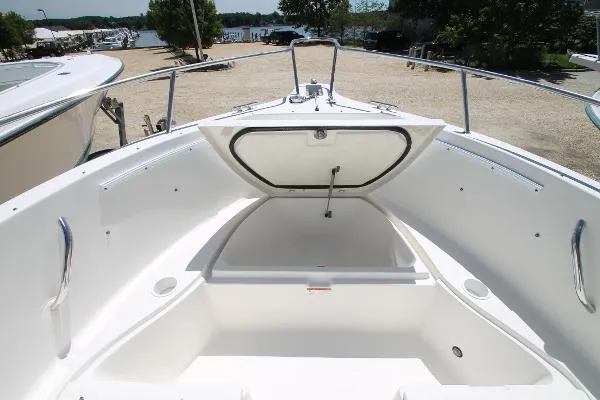 Slide: The Image of Wellcraft 220 SPORTSMAN DC 2004 - 9
