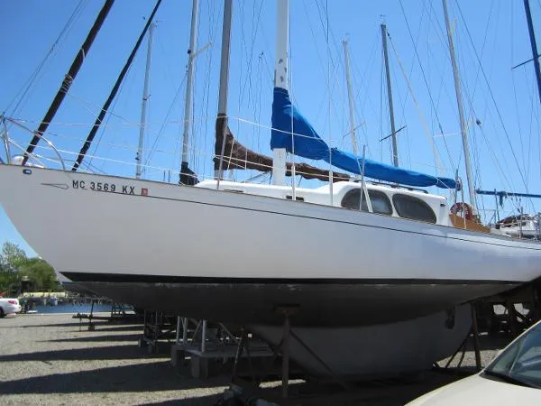 Slide: The Image of Wayfarer Islander 32 1966 - 1