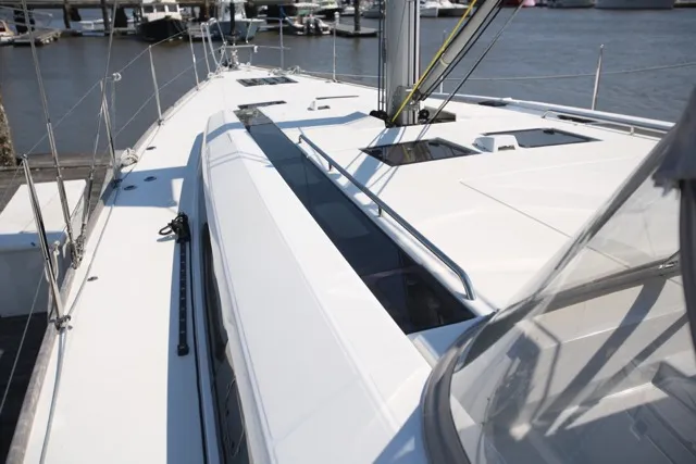 Slide: The Image of Beneteau Oceanis 55.1 2019 - 8