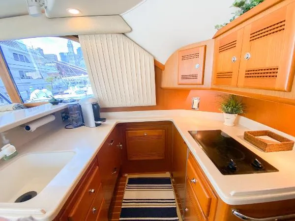 Slide: The Image of Cabo 43 Flybridge 2004 - 8