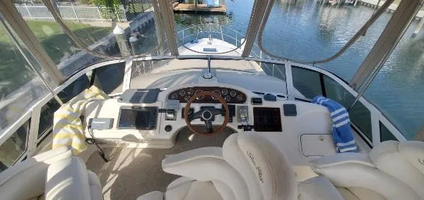 Slide: The Image of Sea Ray 400 Sedan Bridge 2000 - 7