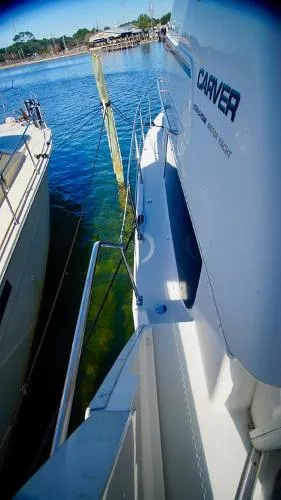 Slide: The Image of Carver Yachts 404 Aft Cabin 1999 - 2