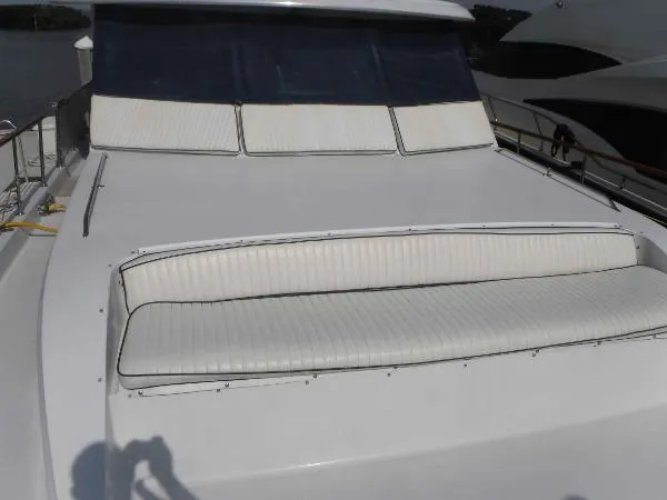 Slide: The Image of Hatteras 58 Yacht Fisherman 1977 - 7