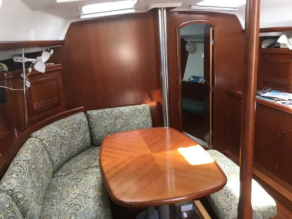 Slide: The Image of Beneteau 393 2003 - 11