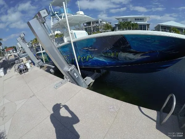 Slide: The Image of Yellowfin 36 CC Offshore 2018 - 1