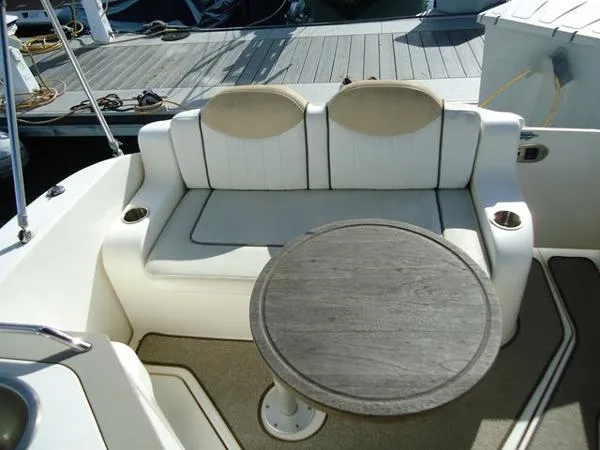 Slide: The Image of Sea Ray 240 Sundancer 2008 - 9