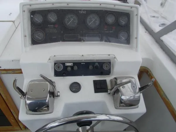 Slide: The Image of Topaz 29 Sportfisherman 1985 - 8