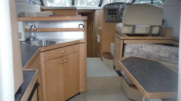 Slide: The Image of Bayliner 3258 Avanti Command Bridge 1999 - 6