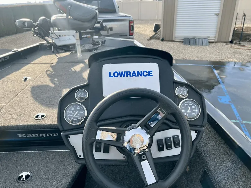 Slide: The Image of Ranger RT198P 2019 - 3