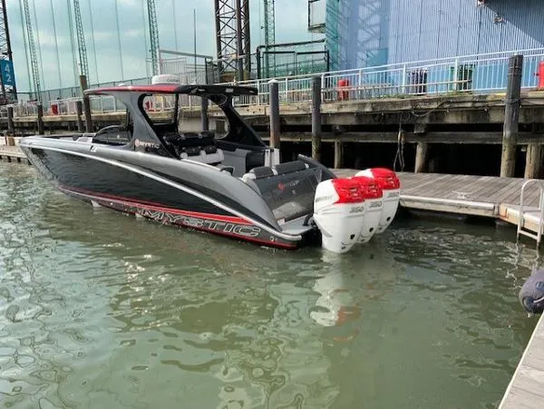 Slide: The Image of Mystic Powerboats M4200 2018 - 1