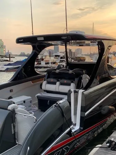 Slide: The Image of Mystic Powerboats M4200 2018 - 3